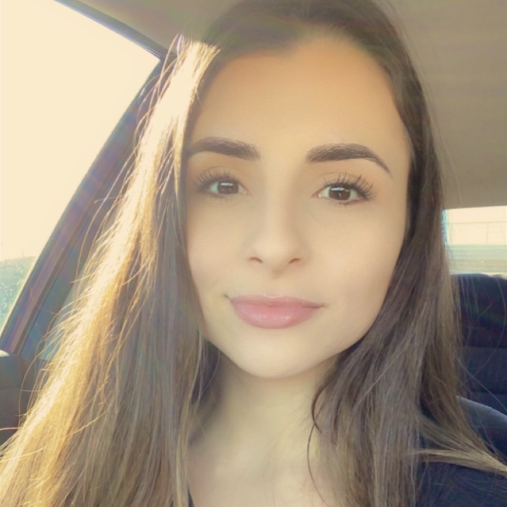 Meet your Posher, Lareena
